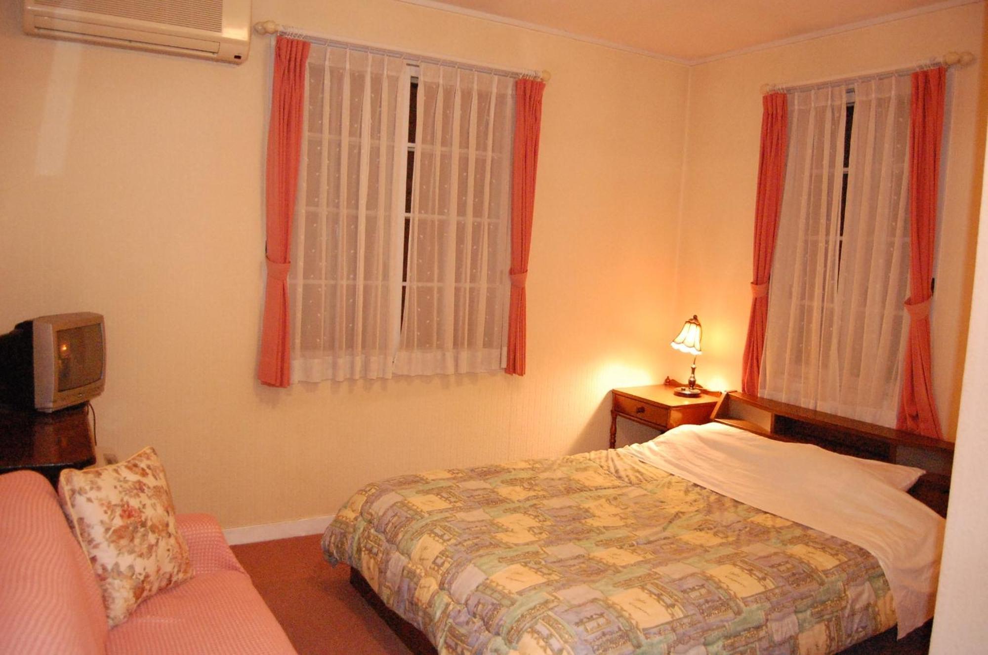 Petit Hotel And Restaurant Air Mail Χακούμπα Εξωτερικό φωτογραφία