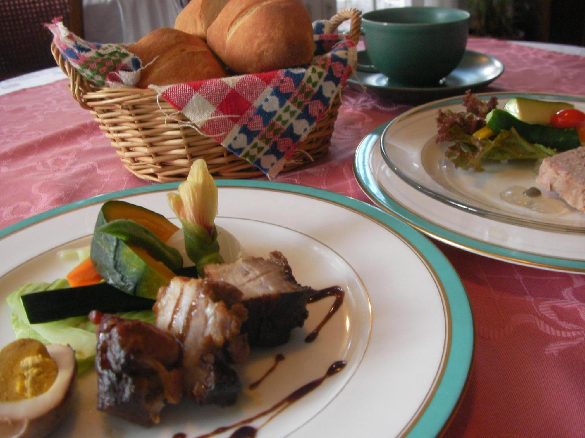 Petit Hotel And Restaurant Air Mail Χακούμπα Εξωτερικό φωτογραφία