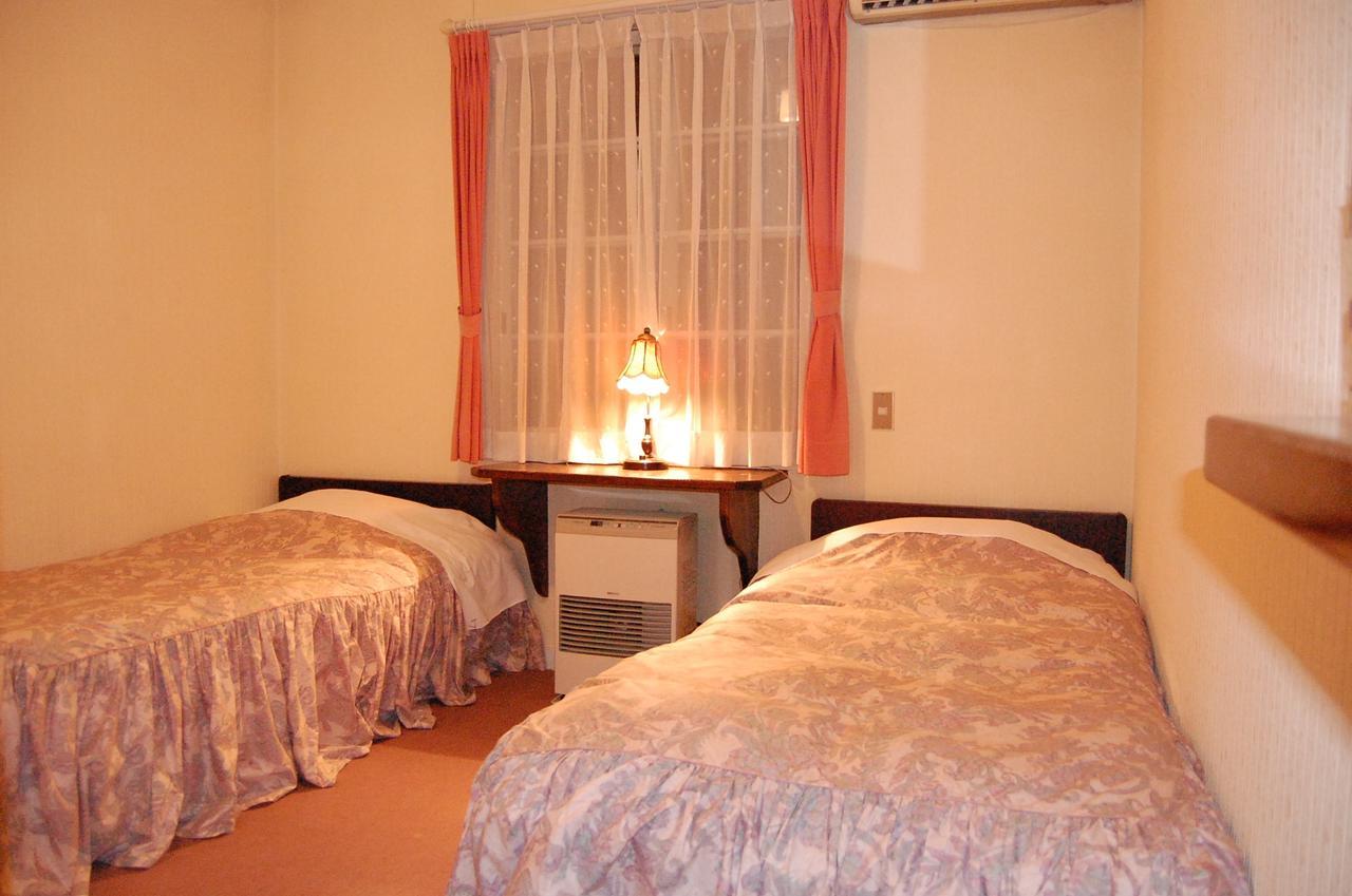 Petit Hotel And Restaurant Air Mail Χακούμπα Εξωτερικό φωτογραφία